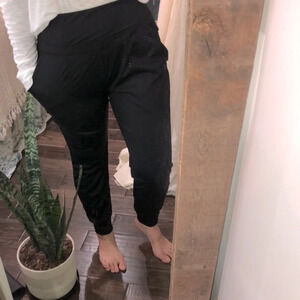 Gradual black athletic leggings size large